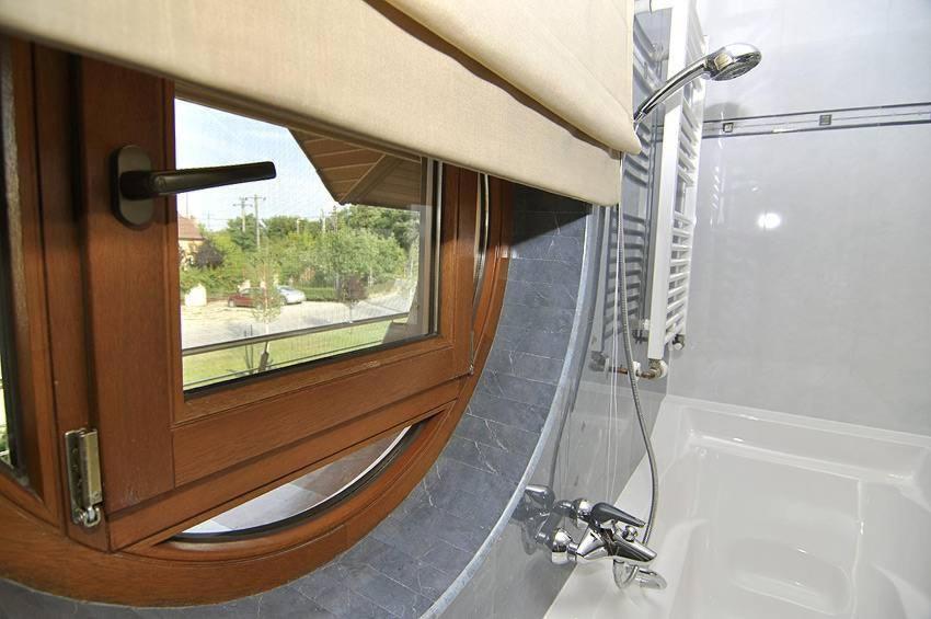 Villa Vitoria Giroc Room photo